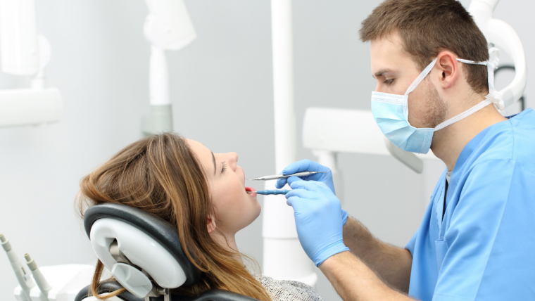 Services from an Emergency Dentist in Worcester